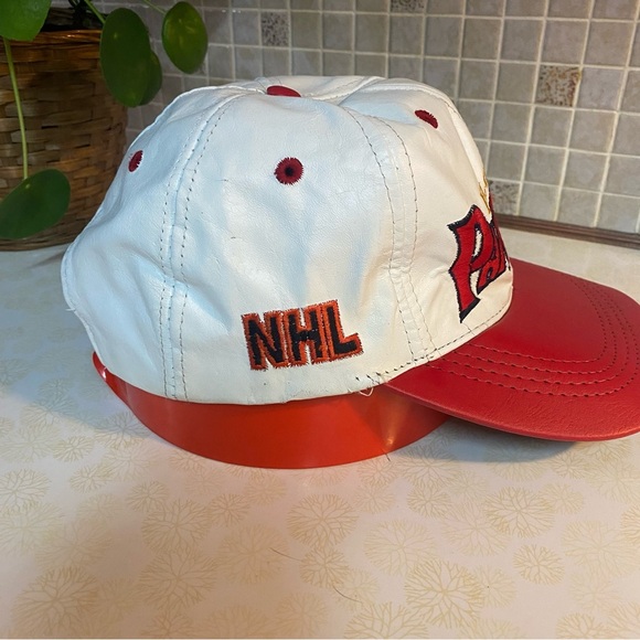 Vintage Florida Panthers leather Snapback NHL Modern made USA trucker ball cap - Picture 2 of 9